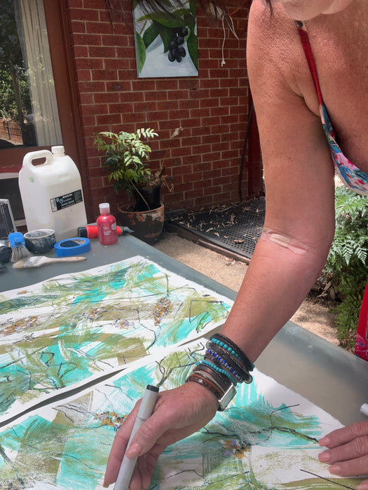 Floral Dreamlines – Abstracting Native Flowers with Caroline Reid (NEW)